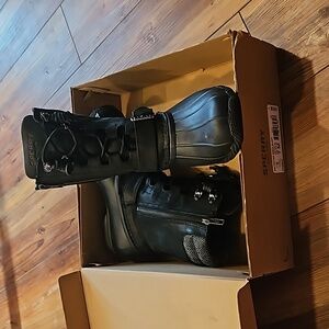 Sperry saltwater misty boots